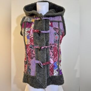 TUSHAR HANDWORKS Patchwork VEST Boho Vintage Unique Cottage Coastal Vibe
